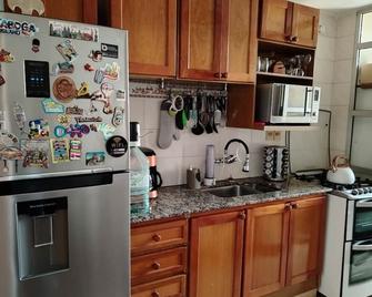 Apartment in Cordón SOHO neighborhood in the city center. - Montevideo - Kitchen