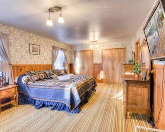 Zephyr Cove Cabin - Zephyr Cove - Bedroom
