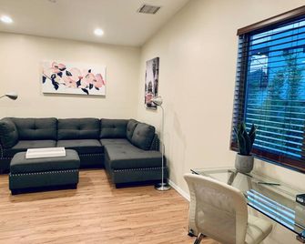 Corporate Manor - לוס אנג'לס - סלון