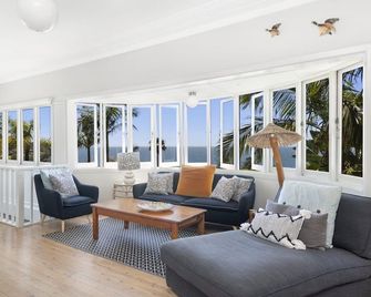 Coral Tree Cottage By Palm Beach Holiday Rentals - Whale Beach - Sala de estar