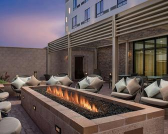 Courtyard by Marriott Las Cruces at NMSU - Las Cruces - Patio