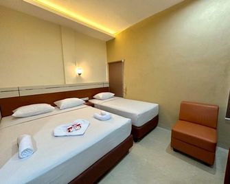 Paus Homestay Syariah - Pekanbaru - Bedroom