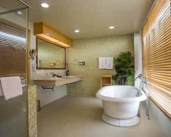 Lagos Oriental Hotel - Lagos