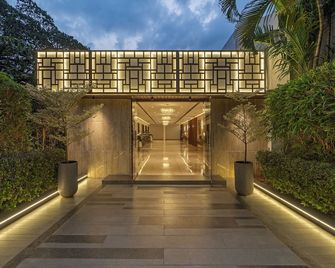 Southern Star,Mysore - מיסור - בניין