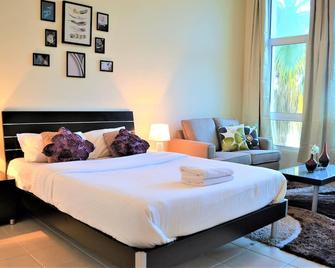 Mcln - Spacious Furnished Studio - Dubai - Bedroom