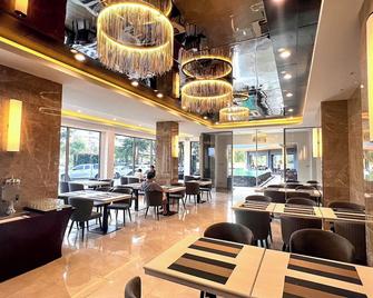The Proud Exclusive Hotel-Sha Plus - Nakhon Pathom - Restaurant