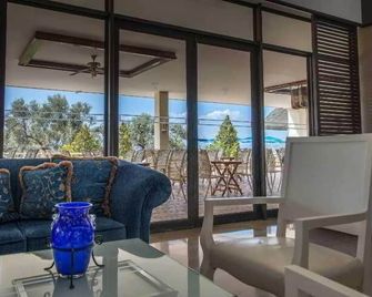 Palmariva Beach Hotel - Érétrie - Salon
