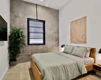 Claudia - Unit 2 | Sense of Calm and Relaxation, Walking Distance to the Excitem - ניו אורלינס - חדר שינה