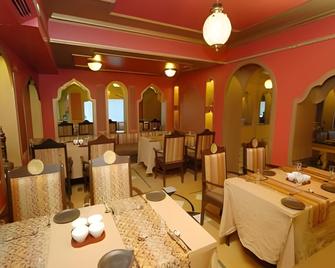 Hotel Arif Castles - Lucknow - Restaurant