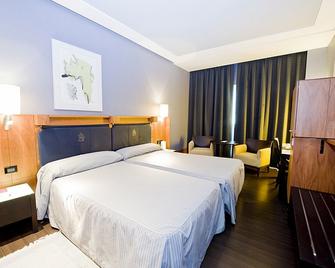 Gran Hotel Lakua - Vitoria-Gasteiz - Bedroom