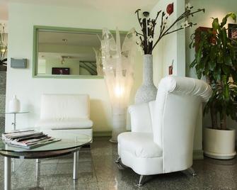 Hollywood Celebrity Hotel - לוס אנג'לס - לובי