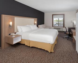 Holiday Inn Express Hotel & Suites Dayton West - Brookville, An IHG Hotel - Brookville - Bedroom