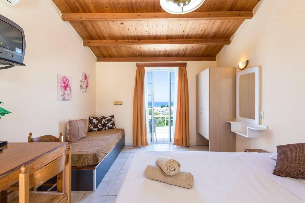 Castello Bianco Aparthotel