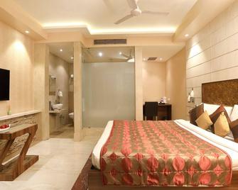Mumbai Metro - The Executive Hotel - Mumbai - Bedroom