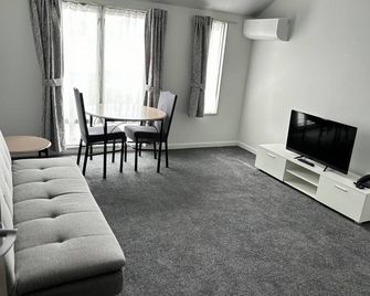 Courtesy Court Motel - Christchurch - Stue