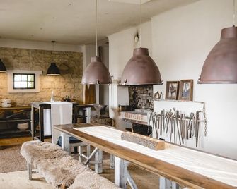 Pannonian vacation apartment, directly on the festival cycle path, near Lake Neusiedl - Trausdorf an der Wulka - Küche