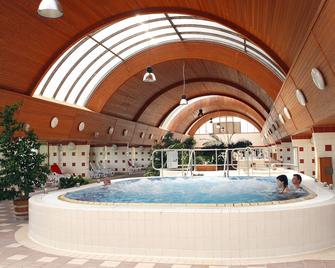 Ametiszt Hotel Harkany - Harkány - Pool