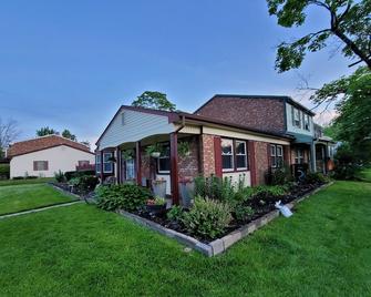 2 bedroom, host up to 5 people, willingboro 2 bedroom - Willingboro - Building