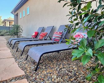 Boathouse Suite Unit #1, at Antelope Canyon and Horseshoe Bend - Page - Patio