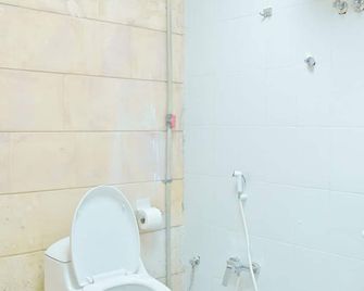 Modern & New furnished Apartments - 10 Mins Drive to Beach - Dammam - Bathroom