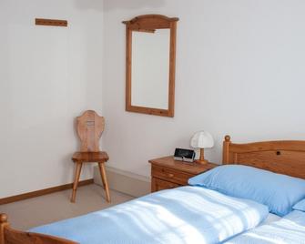 Speiserestaurant Traube - Küttigen - Bedroom