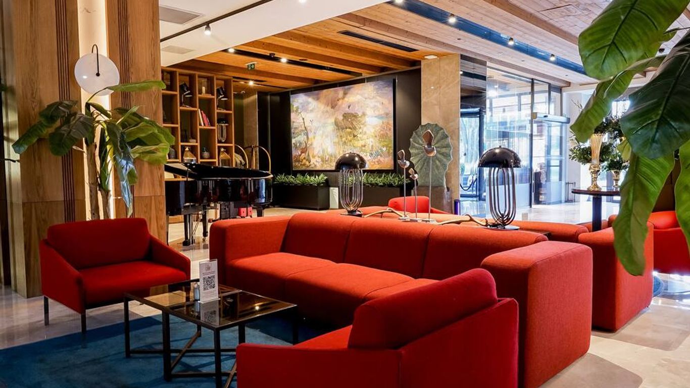 Dosso Dossi Hotels & Spa Downtown