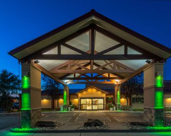 Holiday Inn Riverton-Convention Center By IHG - Riverton - Gebäude