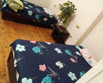 Safary Hotel - Cairo - Bedroom