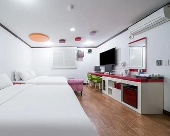 Hotel Avenue Suwon - Suwon