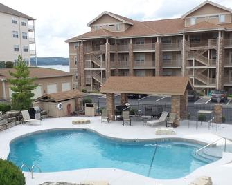Relax In Luxury On Table Rock Lake, Close To Branson - Hollister - Pool