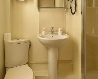 Hôtel des Bains 24h 7j Paris centre à 10 min - Maisons-Alfort - Baño