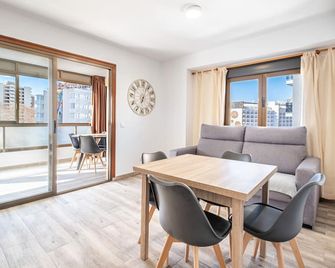 Waldorff 4-A Levante Beach Apartment - Benidorm - Essbereich