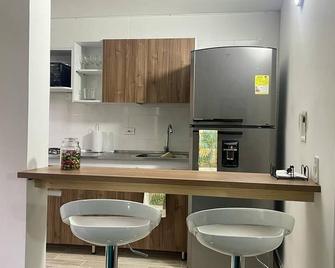 Exclusivo Apartamento Privado Zona Rosa Sabaneta - Sabaneta - Cuisine