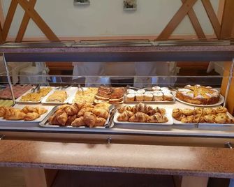 Hotel Belvedere Srl - Fai della paganella - Buffet