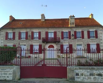 La Résidence du Canal de Bourgogne - Montbard - Building