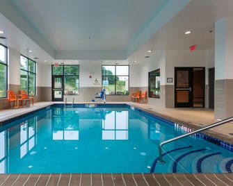 Hampton Inn Cumberland, MD - Cumberland - Pool