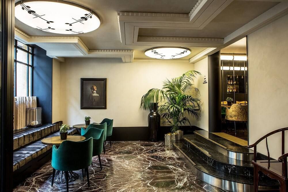 أوتل دو روند بونت دو شنزيليزيه