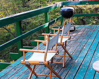 Maple Crest Cabin is a peaceful getaway from everyday life - Attica
