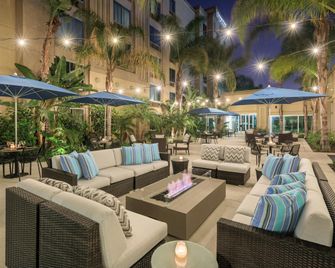 DoubleTree by Hilton Hotel Los Angeles - Commerce - Commerce - Terasa