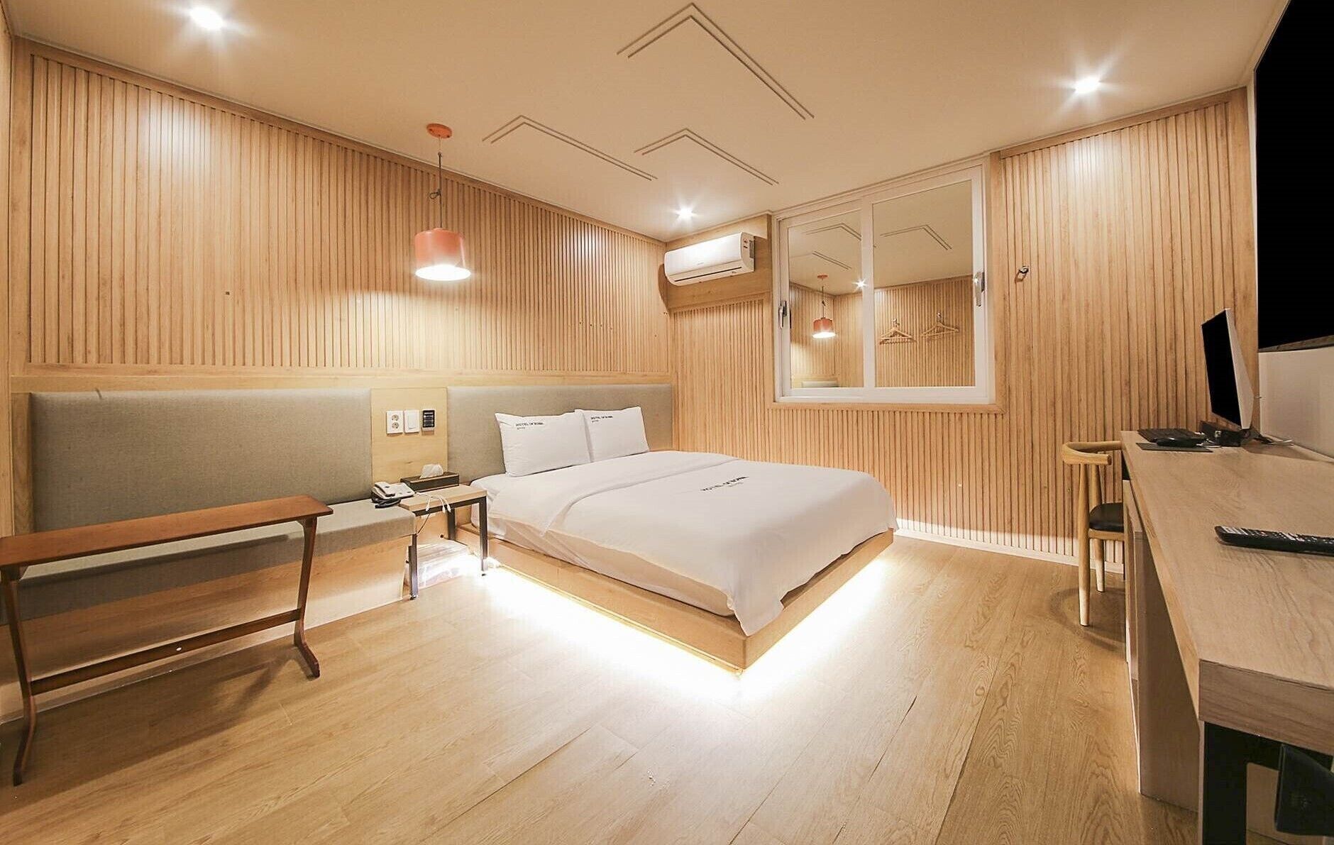 هوتل يوجوت جوانجو ستيشن