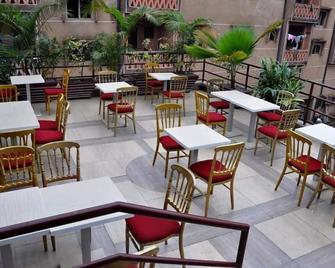 Hotel Le Kremlin Yaounde - Yaundé - Restaurante