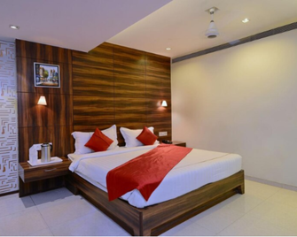 Hotel Cambean - Durg - Bedroom