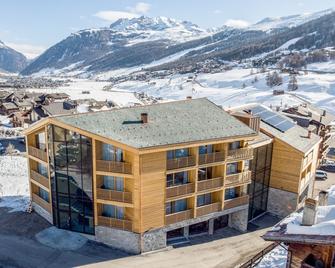 Montivas Lodge - Livigno - Building