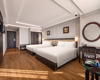 Hue Serene Palace Hotel - היו - חדר שינה