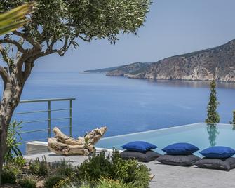 Braunis Horio Villas - Fiskardo - Piscina