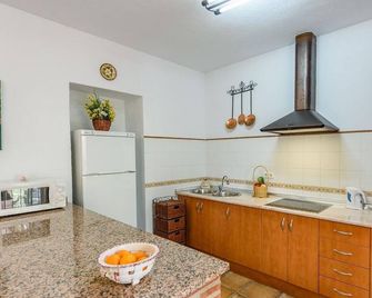 Cortijo los Valles Alozaina by Ruralidays - Alozaina - Cocina