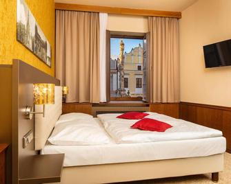 Hotel Zlata Hvezda Trebon - Třeboň - Bedroom
