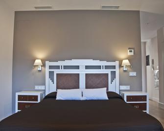 Apartamentos Rondacentro - Ronda - Bedroom