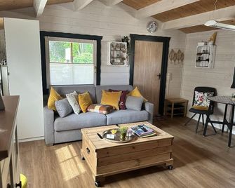 Neu! Ferienhütte Tiny House - Schöningen - Sala de estar