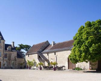 La Tour - Perfect cottage for a couple or couple with a baby - La Roche-Clermault - Vista del exterior